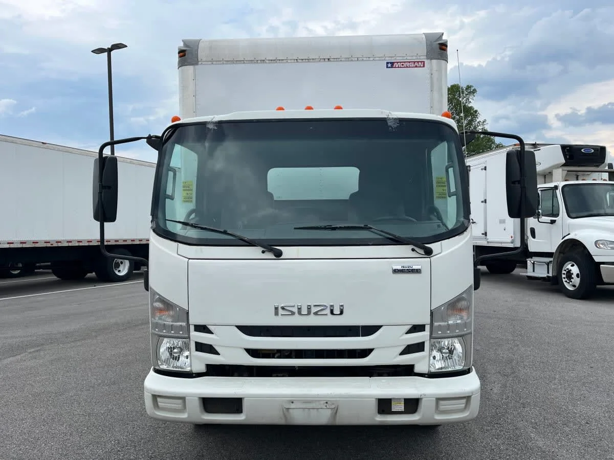 2019 Isuzu NQR in Beltsville, MD — photo 2