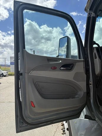 2021 Peterbilt 579 in Grand Junction, CO — photo 29