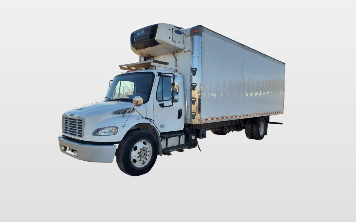 2018 Freightliner M2 106 - image 1