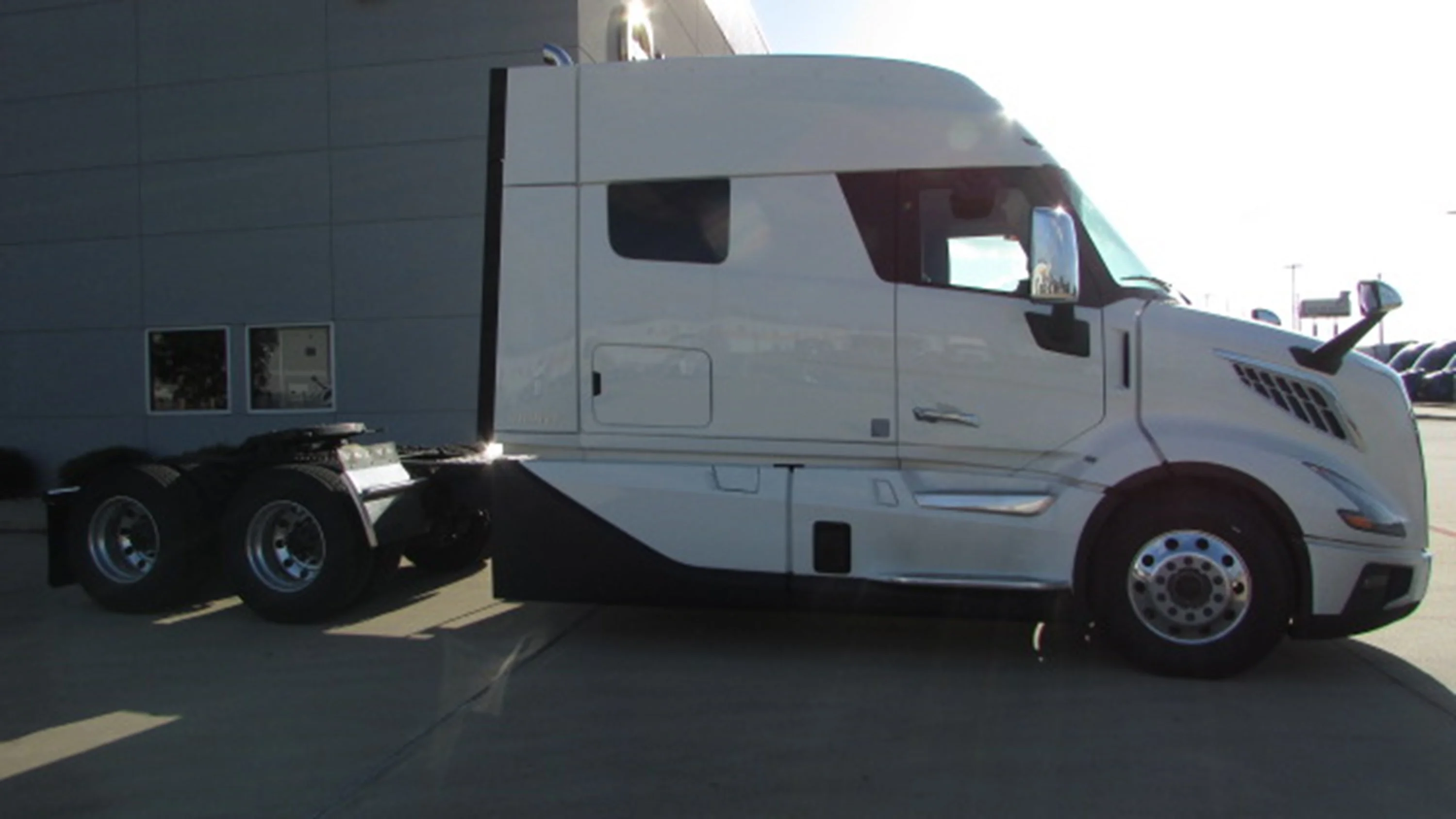 2027 Volvo in Houston, TX — photo 3