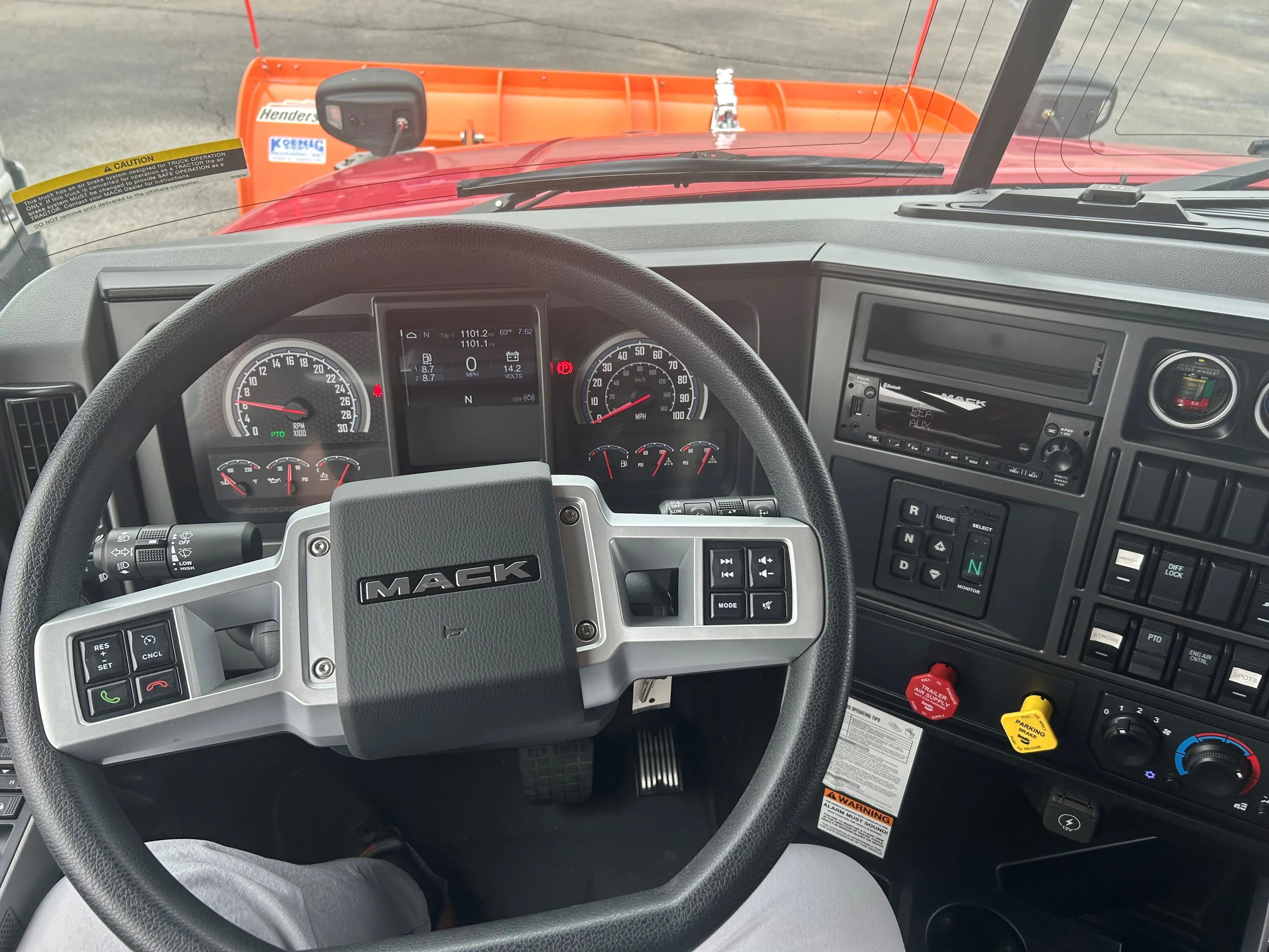 2026 Mack in CAHOKIA, IL — photo 8