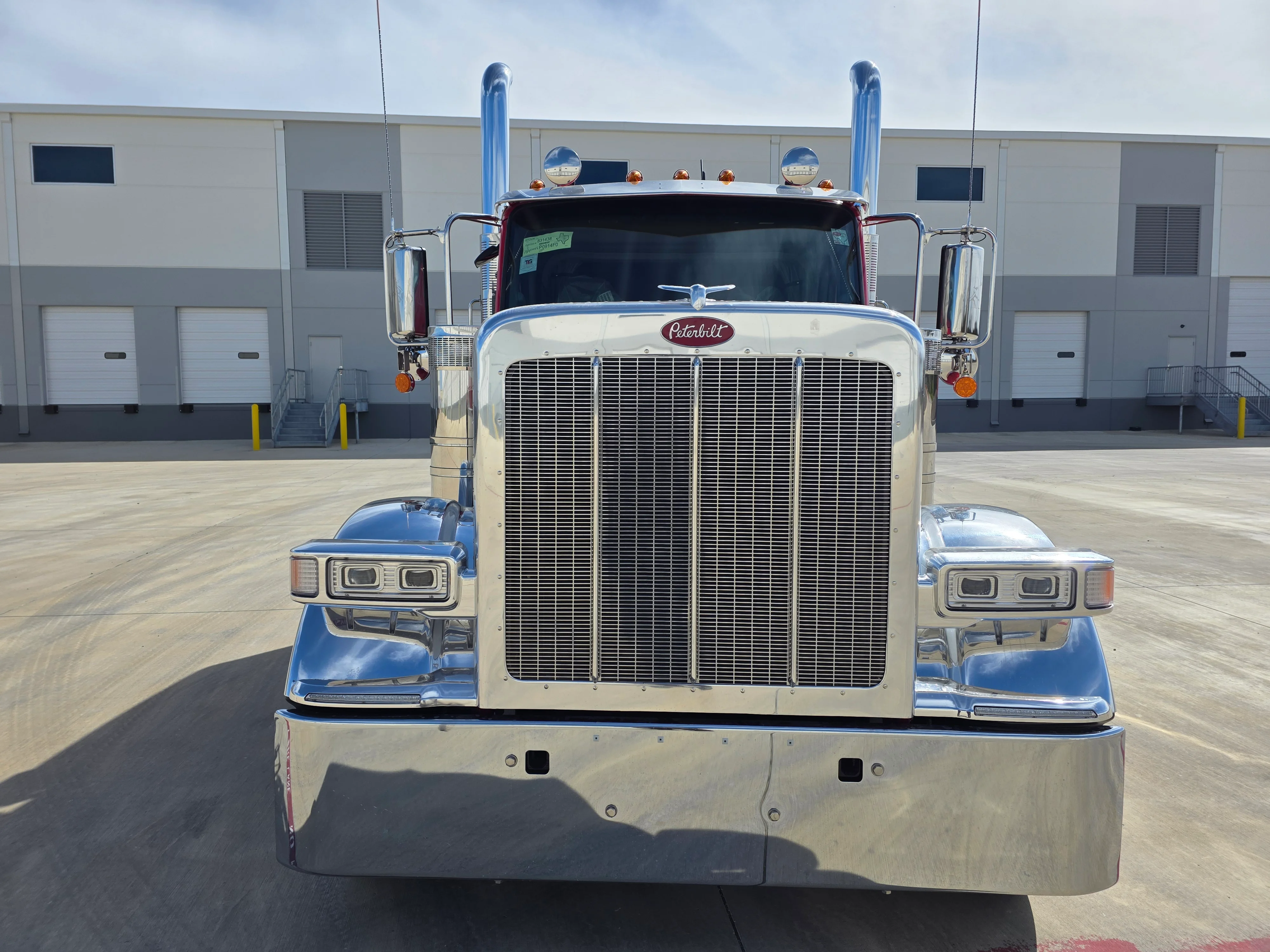 2027 Peterbilt 589 in Cincinnati, OH — photo 8