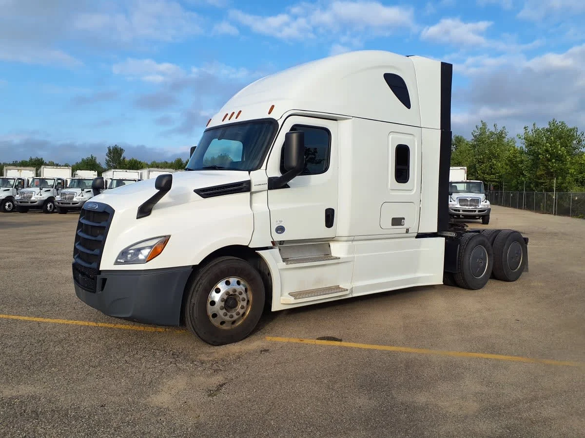 2020 Freightliner Cascadia in Wayland, MI