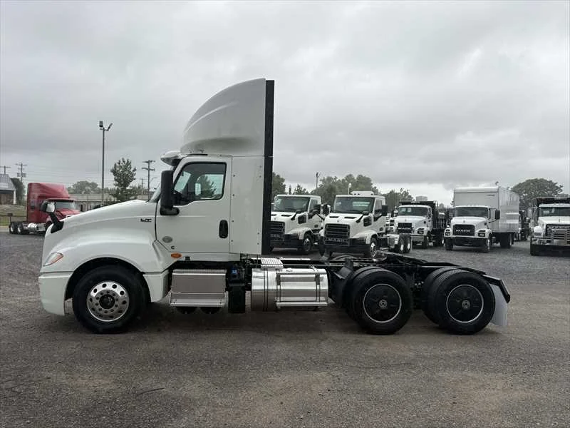 2024 International LT in Little Rock, AR — photo 2