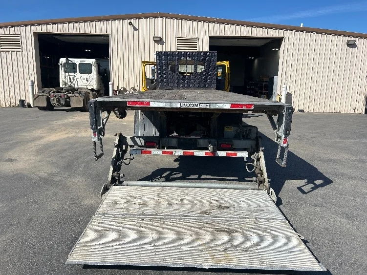 2020 Freightliner M2 106 - image 8