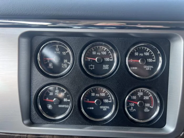 2026 Peterbilt 589 — photo 25