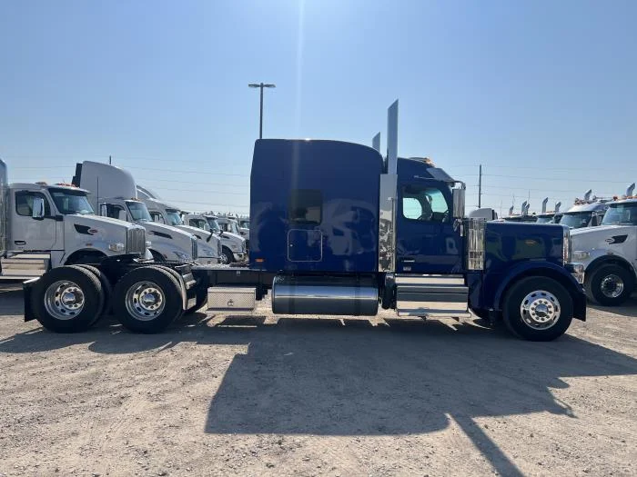 2026 Peterbilt 589 — photo 5