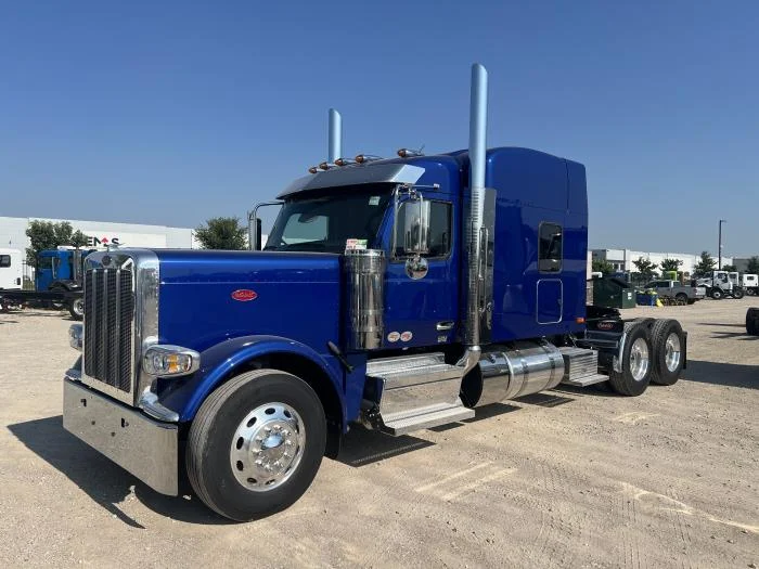 2026 Peterbilt 589 — photo 2