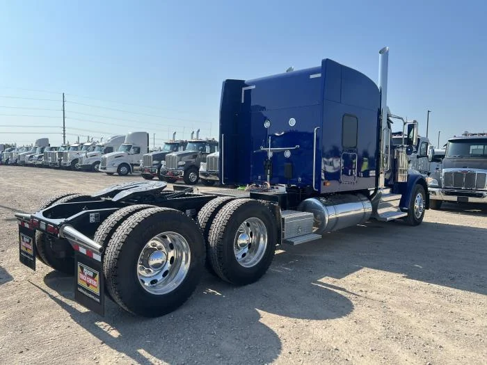 2026 Peterbilt 589 — photo 6