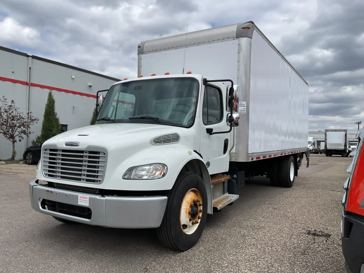 2019 Freightliner M2 106