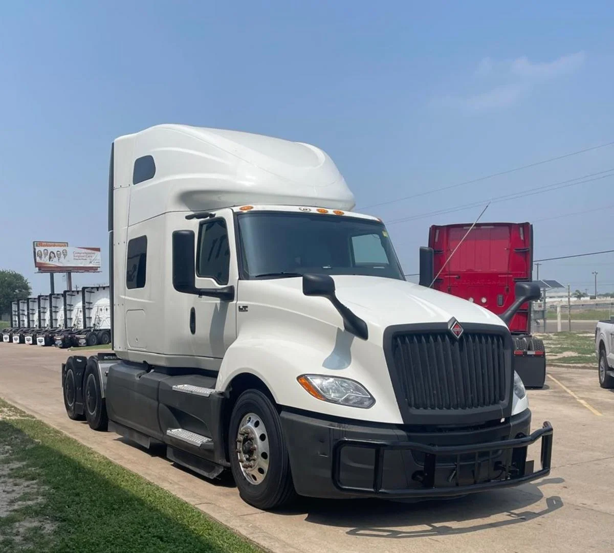 2022 International LT in Laredo, TX