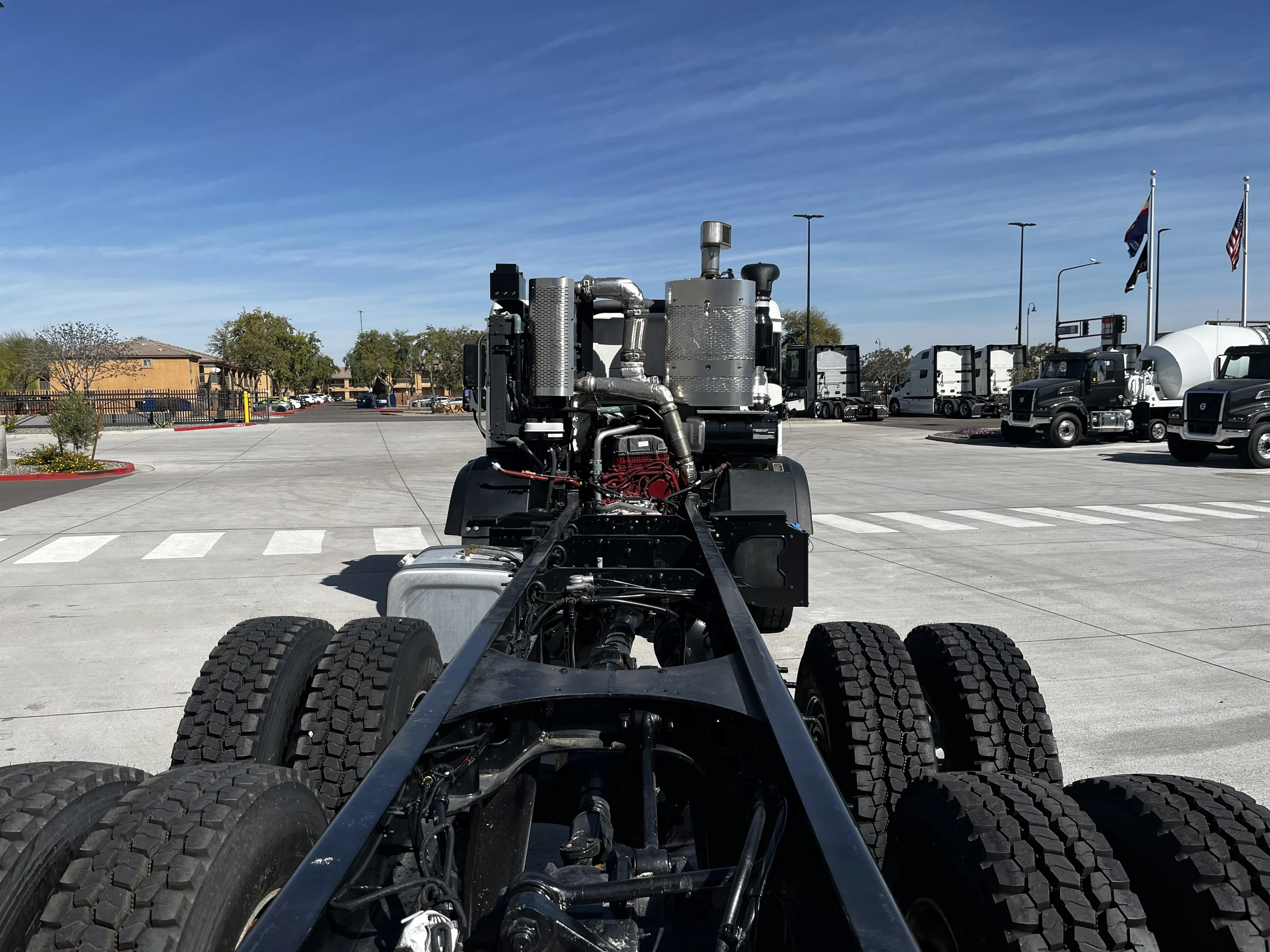 2025 Mack LR in PHOENIX, AZ — photo 4