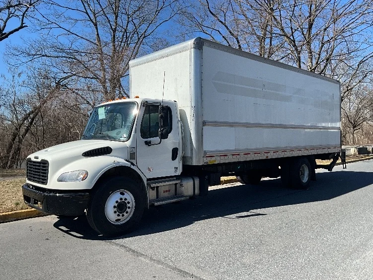 2022 Freightliner M2 106 - image 3