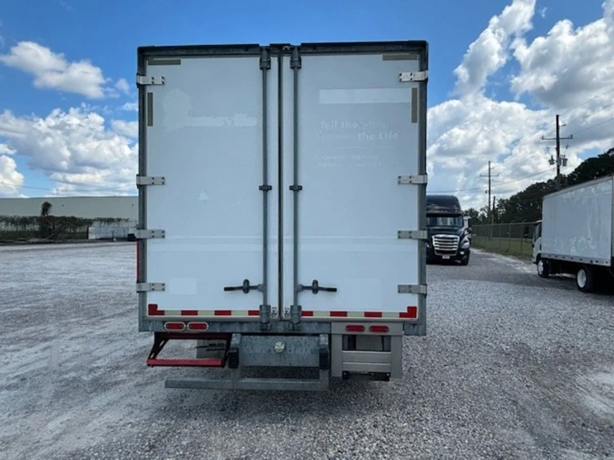 2019 International 4300 in St. Rose, LA — photo 4