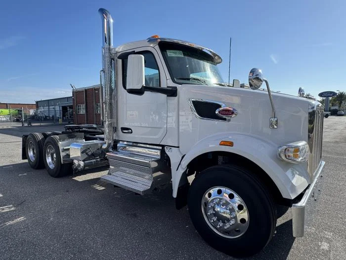 2026 Peterbilt 567 in Orlando, FL — photo 11
