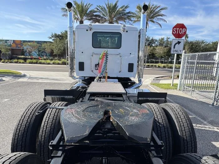 2026 Peterbilt 567 in Orlando, FL — photo 8