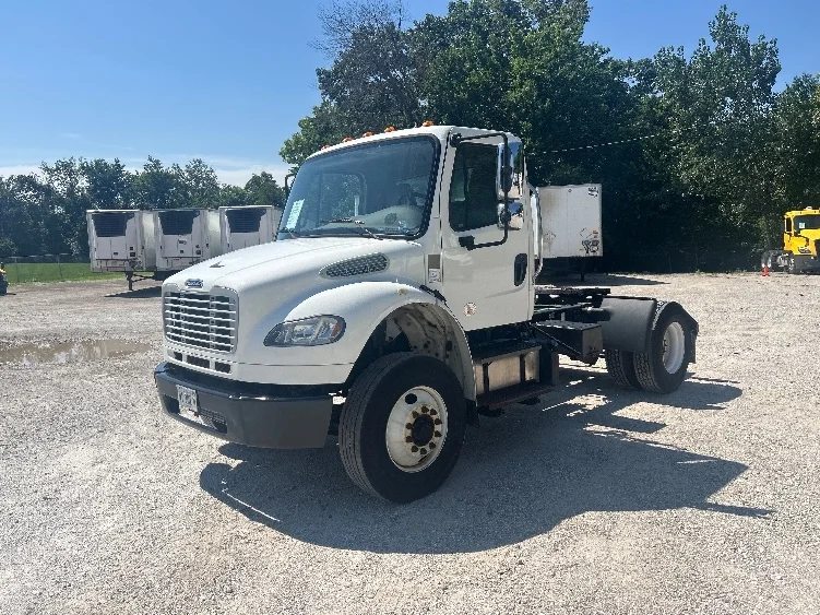 2019 Freightliner eM2 in Moberly, MO — photo 3