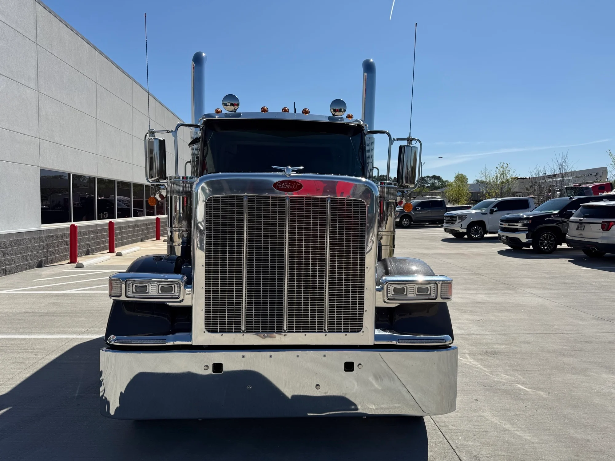 2027 Peterbilt 589 in Lowell, AR — photo 8