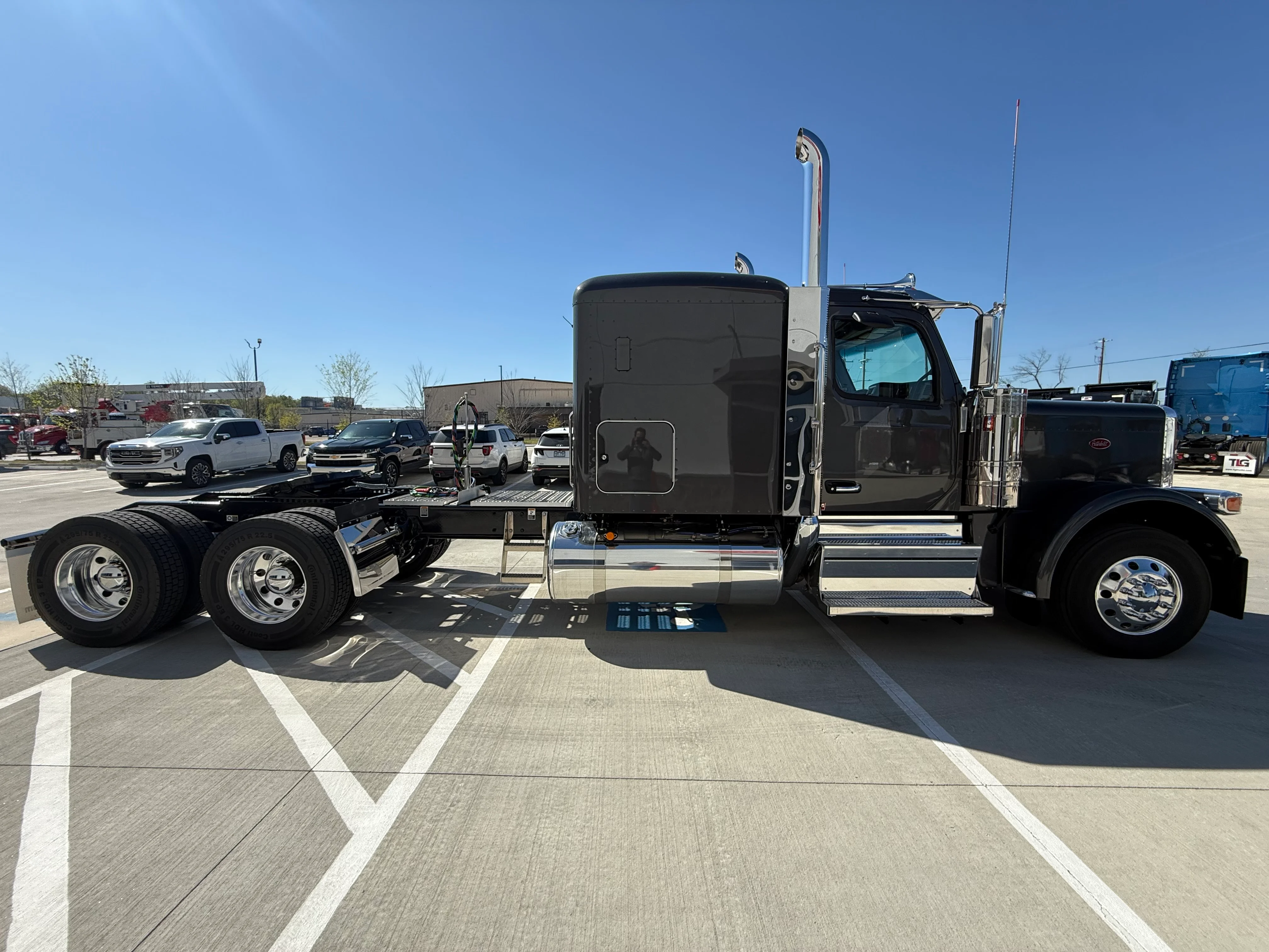 2027 Peterbilt 589 in Lowell, AR — photo 6