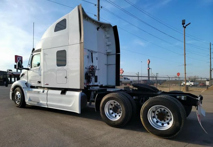 2024 Peterbilt 579 — photo 9