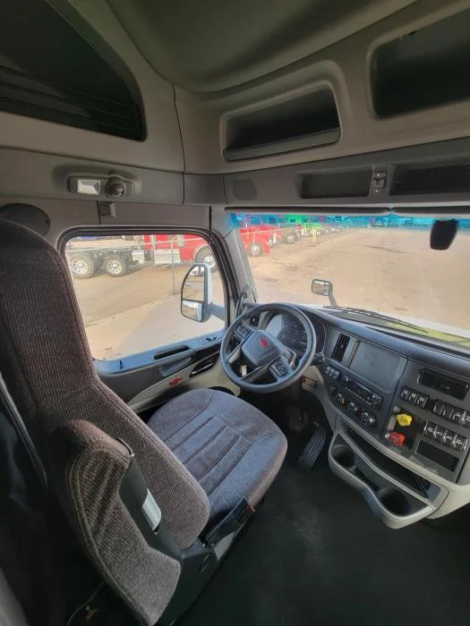 2024 Peterbilt 579 — photo 20