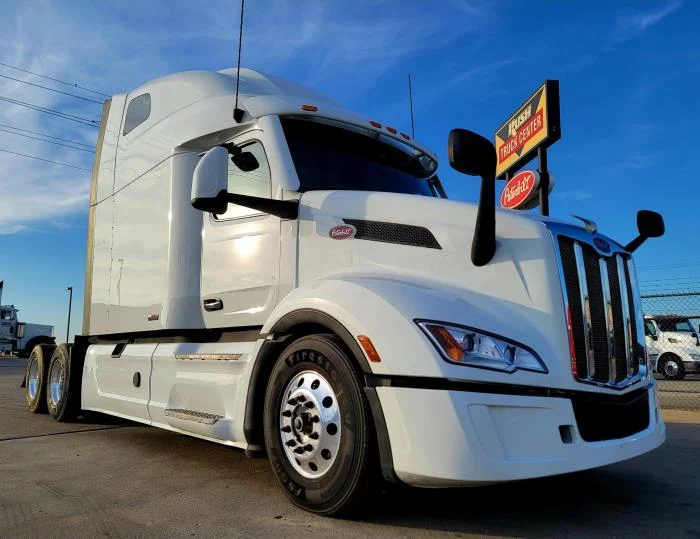 2024 Peterbilt 579 — photo 3