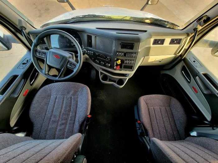 2024 Peterbilt 579 — photo 19