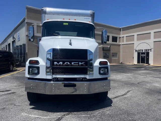 2025 Mack MD in Lowell, AR — photo 2