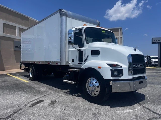 2025 Mack MD in Lowell, AR — photo 3