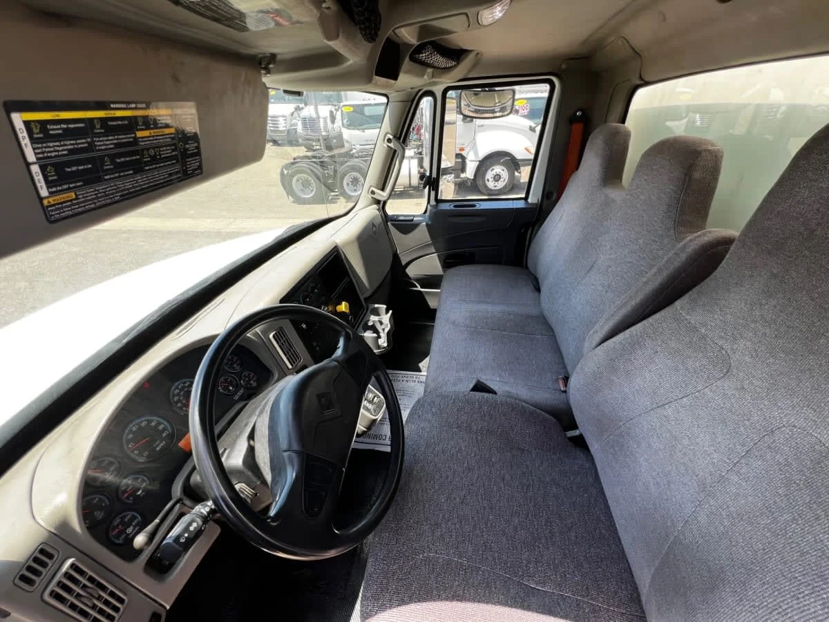 2019 International 4300 in West Sacramento, CA — photo 7