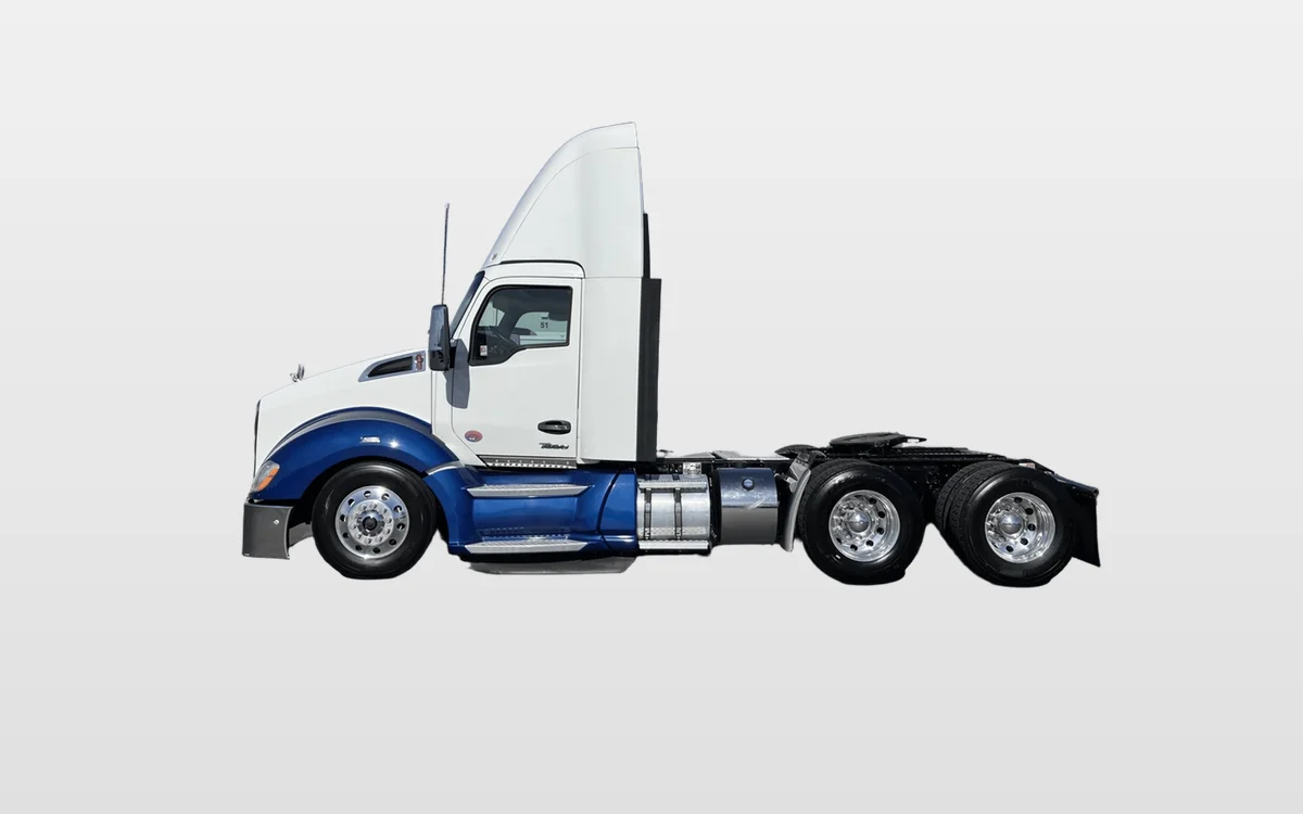 2022 Kenworth T680 - image 1