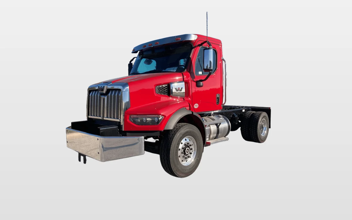 2025 Western Star 47X - image 1