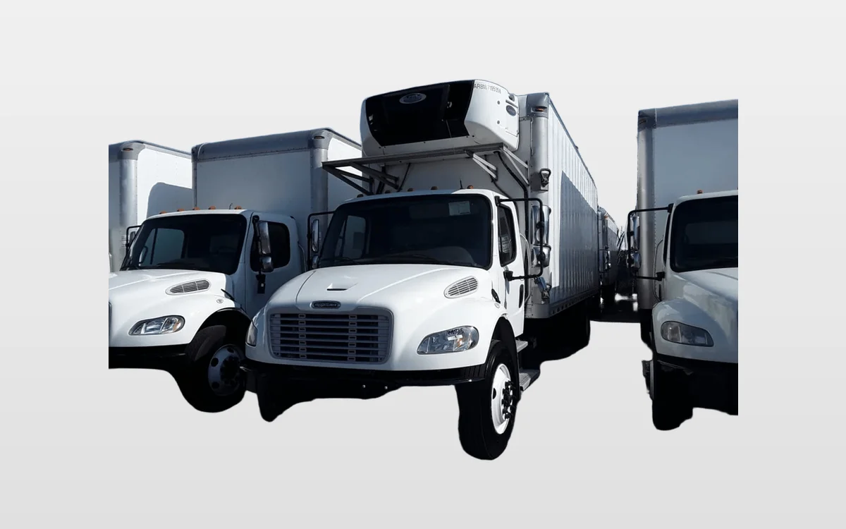 2018 Freightliner M2 106 - image 1