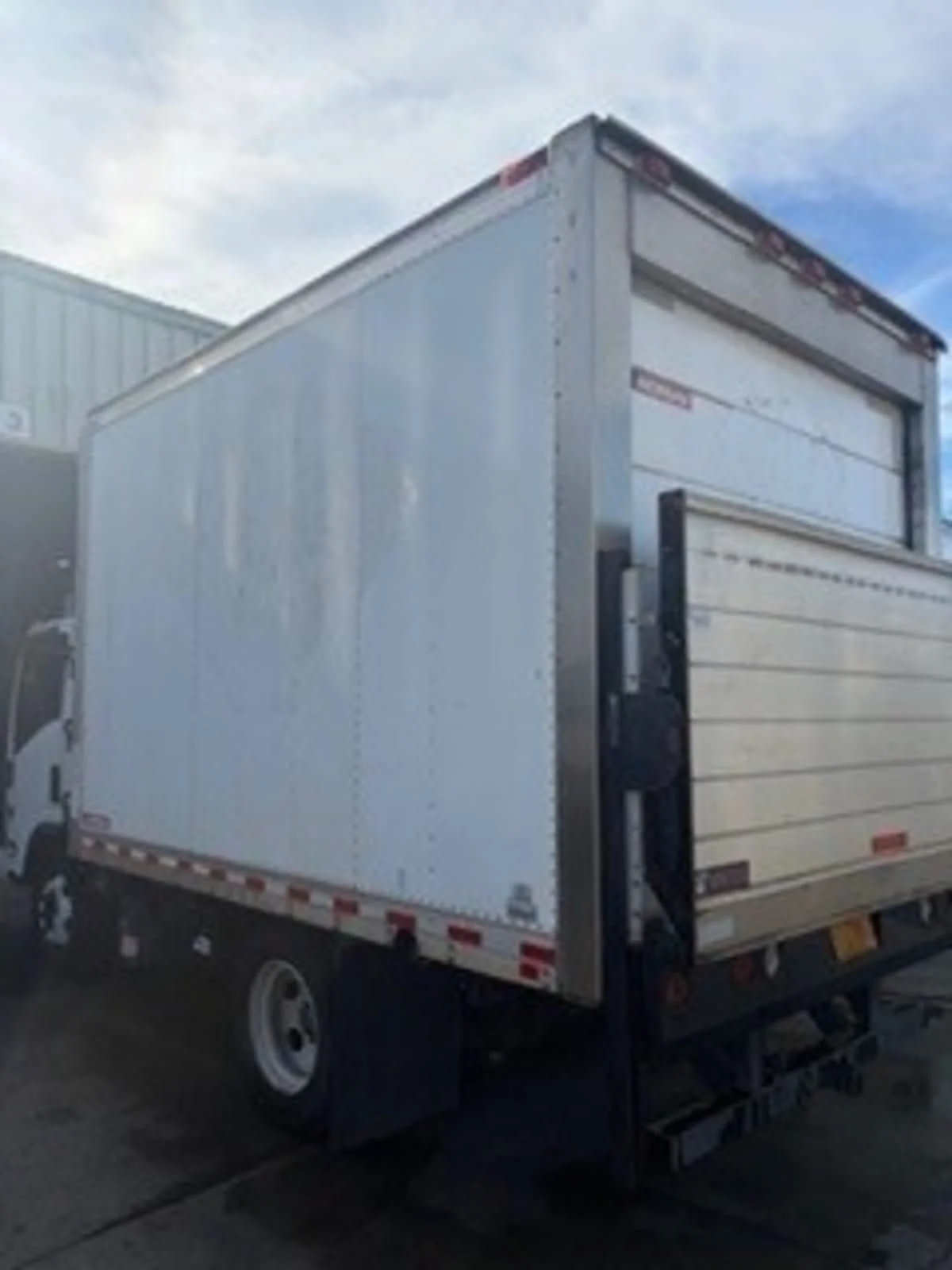 2020 Isuzu NQR in Kapolei, HI — photo 6