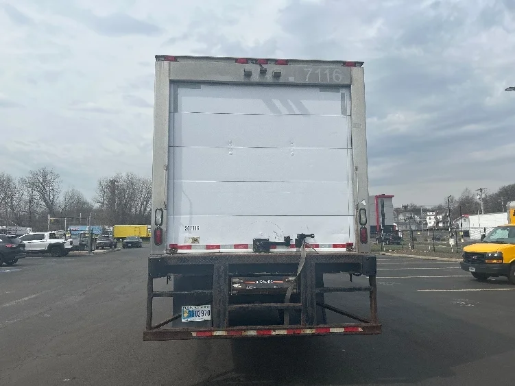 2019 Freightliner M2 106 - image 7