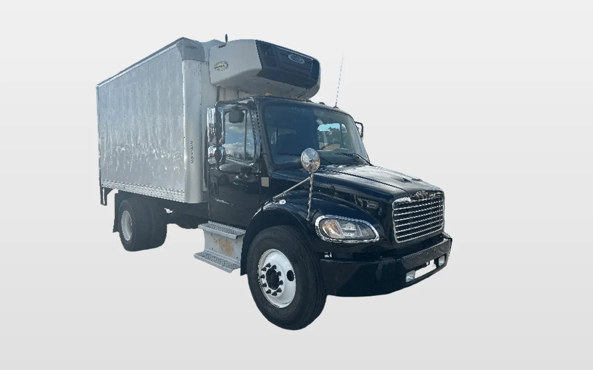 2019 Freightliner M2 106 - image 1