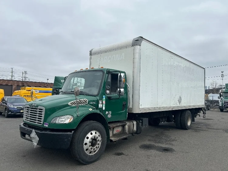 2019 Freightliner M2 106 in Kearny, NJ — photo 3