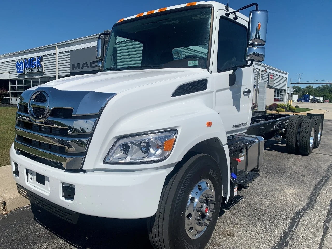 2026 Hino XL8 in Summit, IL — photo 6