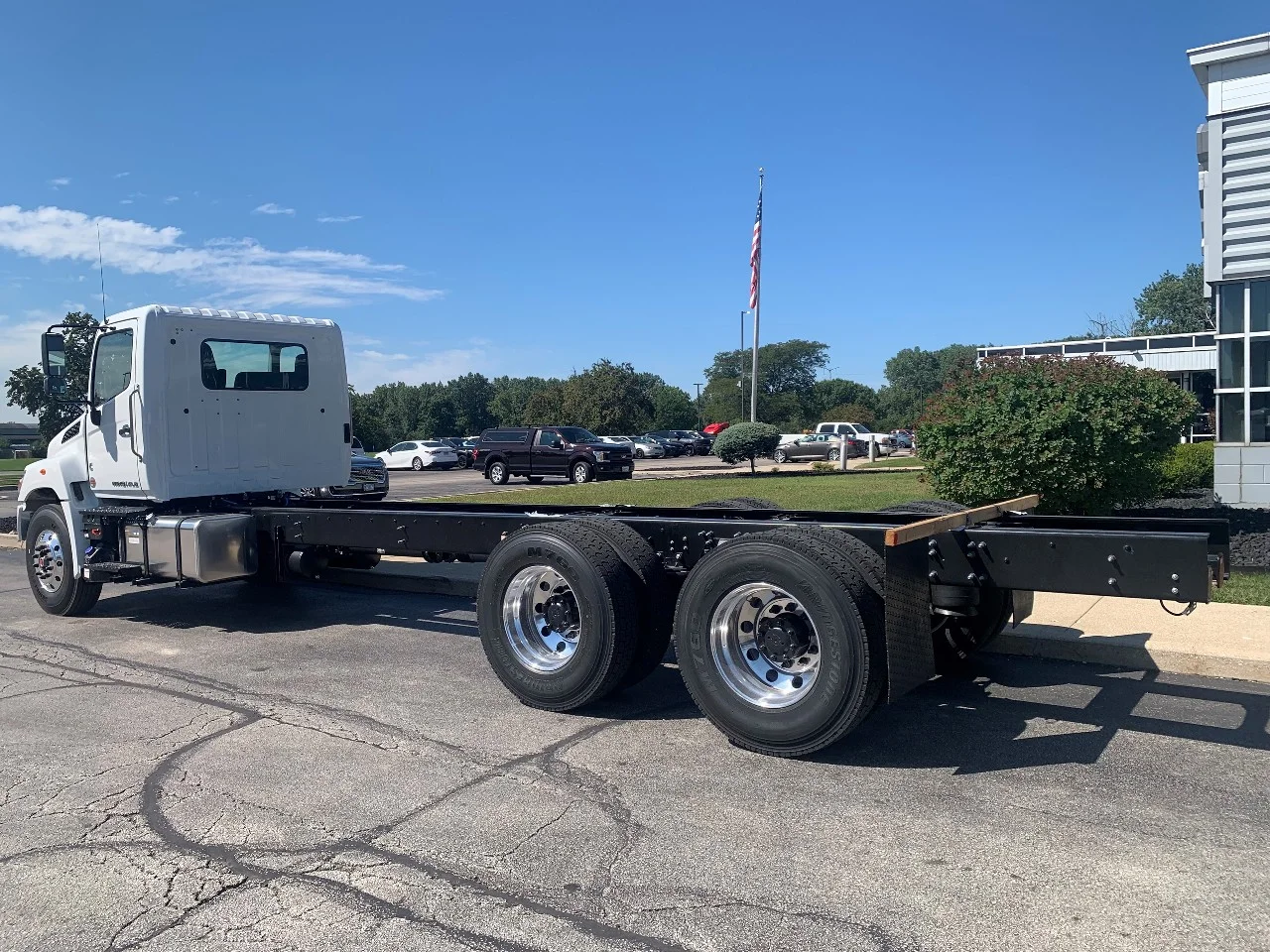 2026 Hino in SUMMIT, IL — photo 3
