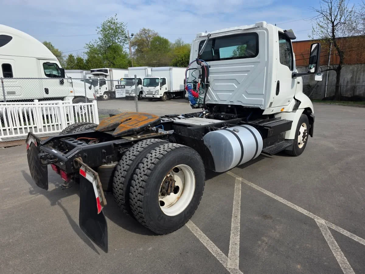 2019 International RH - image 4