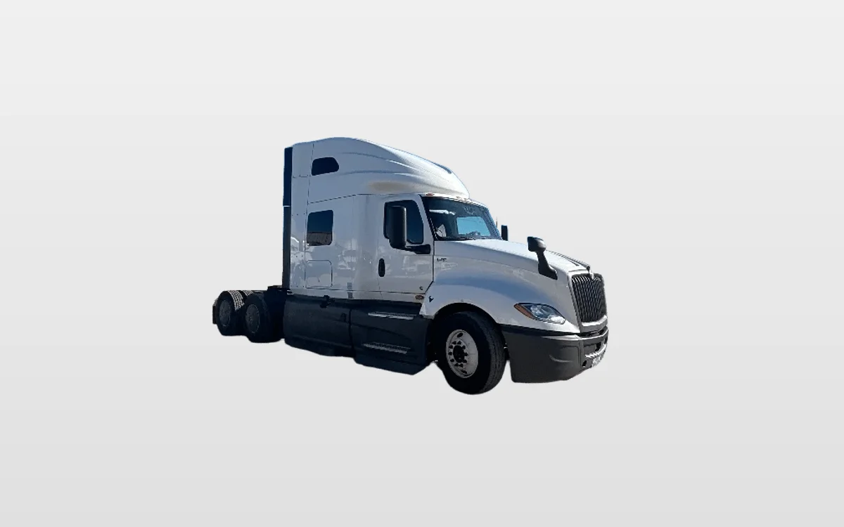 2023 International LT - image 1