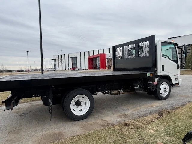 2025 Isuzu NRR in Ankeny, IA — photo 6
