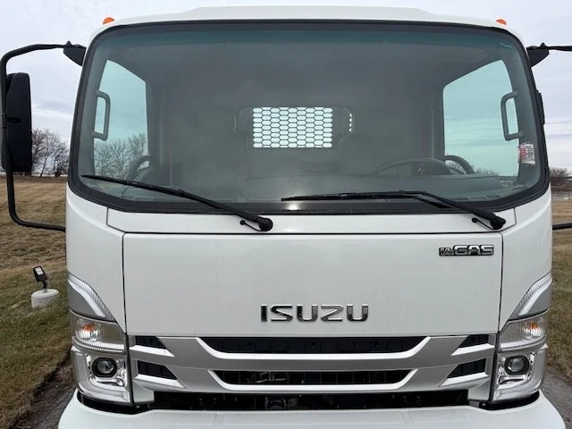 2025 Isuzu NRR in Ankeny, IA — photo 8