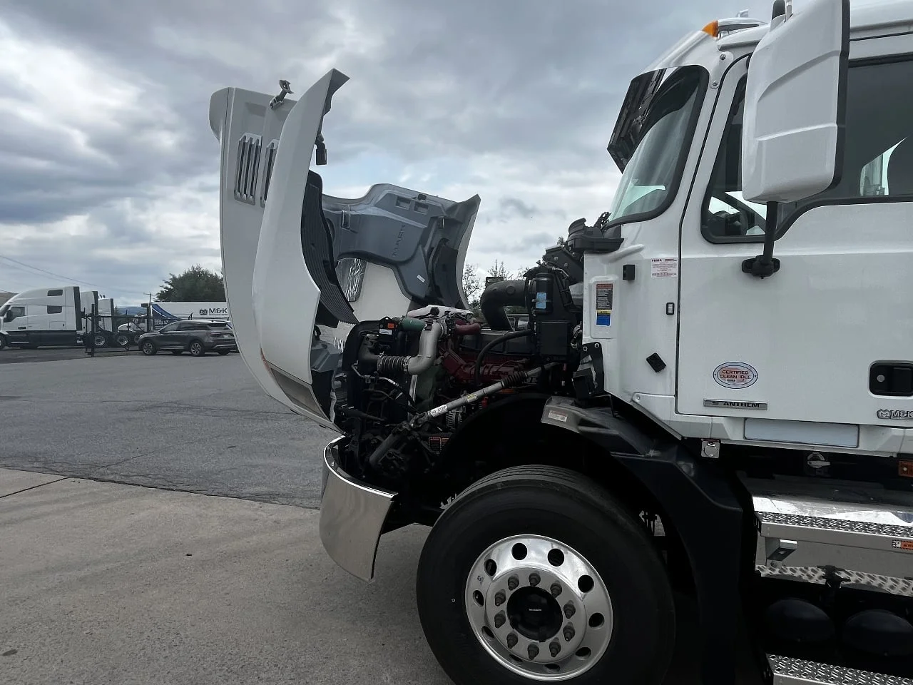2026 Mack Anthem in Dunmore, PA — photo 7