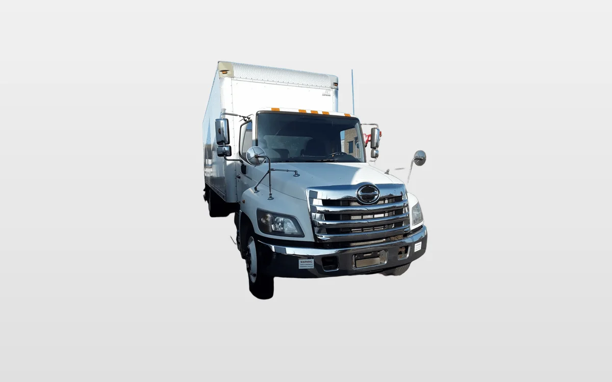 2016 Hino 338 - image 1