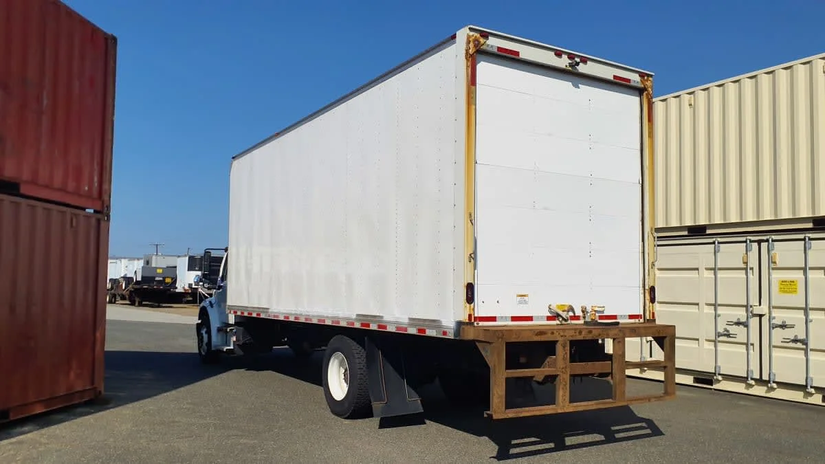 2021 Freightliner M2 106 in Springfield, MA — photo 6