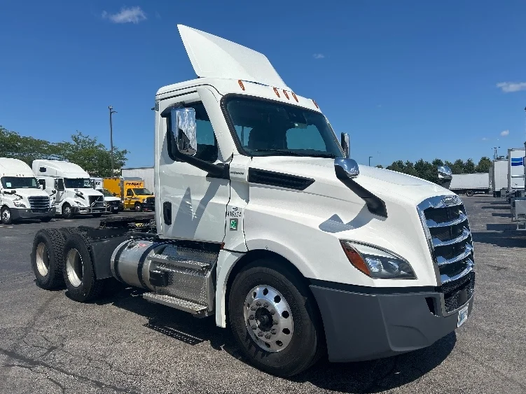 2022 Freightliner Cascadia