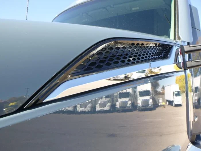 2023 Kenworth T680 - image 39