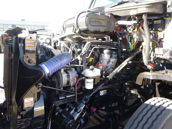 2023 Kenworth T680 - image 24