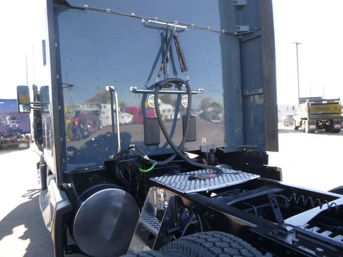 2023 Kenworth T680 - image 33